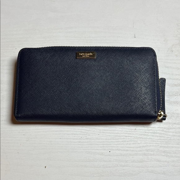 Kate Spade Midnight Black Saffiano Wallet - Picture 1 of 7